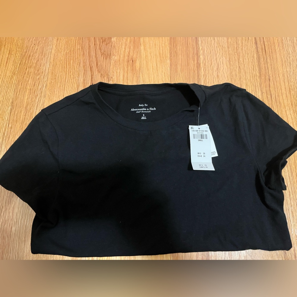 Abercrombie & Fitch Soft Essentials Black Tee